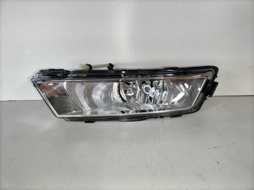 MAGLENKA LAMPA FAR LIJEVA STRANA SKODA RAPID 12-17