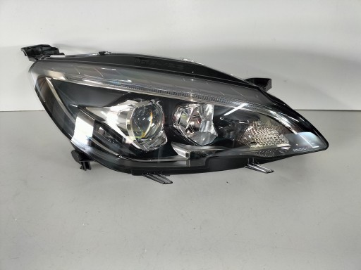 LAMPA FAR PREDNJA DESNA STRANA PEUGEOT 308 II T9 REDIZAJN 17-21