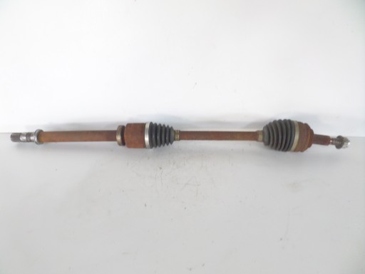 POLUOSOVINA  DESNA STRANA RENAULT SCENIC III 09- 1.9DCI