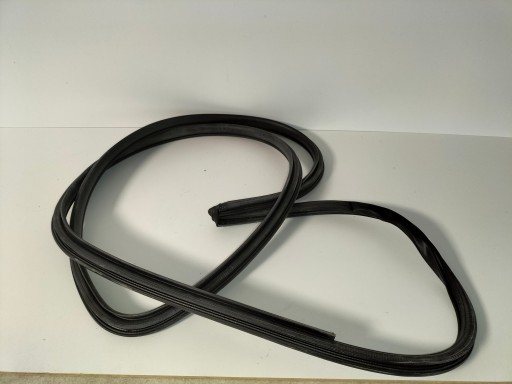 BRTVA VRATA PREDNJA STRANA DESNA TOYOTA CAMRY 8 VIII 18-