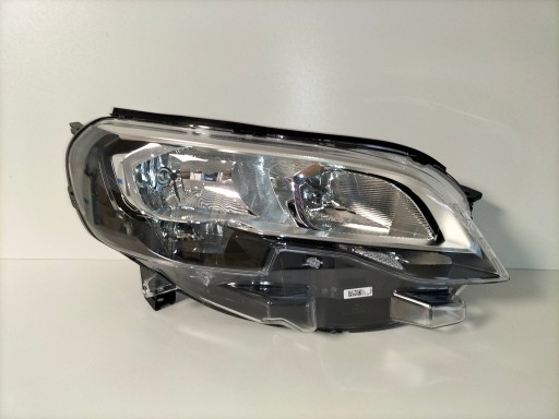 LAMPA FAR PREDNJA DESNA STRANA PEUGEOT EXPERT III 16-