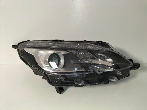 LAMPA FAR PREDNJA DESNA STRANA PEUGEOT 2008 I REDIZAJN 16-19