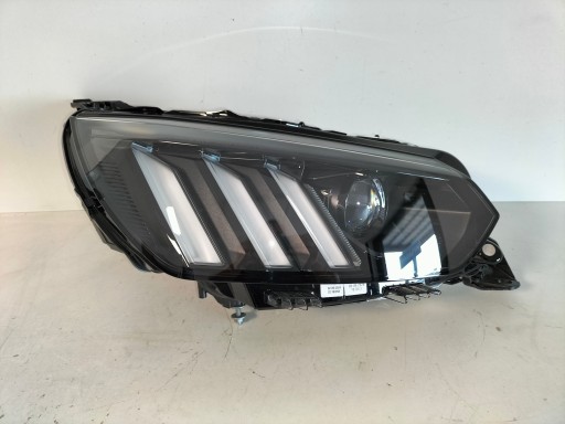 LAMPA FAR PREDNJA DESNA STRANA PEUGEOT 208 2008 II 19- FULL LED