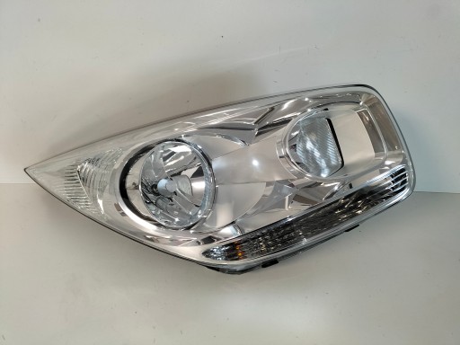 LAMPA FAR PREDNJA DESNA STRANA KIA VENGA 10-