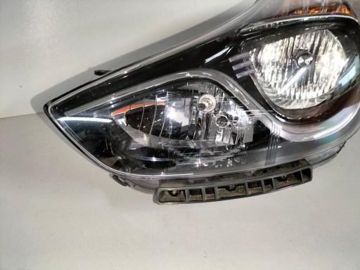 LAMPA FAR PREDNJA LIJEVA STRANA HYUNDAI IX20 10-