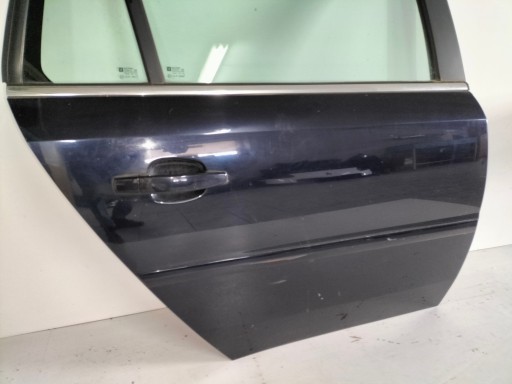 VRATA ZADNJA ZADNJI DESNA OPEL VECTRA C 03- KARAVAN