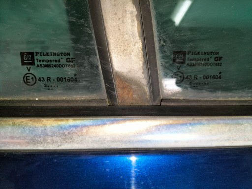 VRATA ZADNJA ZADNJI DESNA OPEL SIGNUM 03-