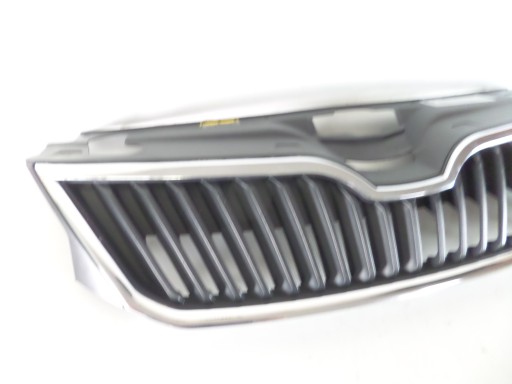 MASKA MREŽICA SKODA RAPID 12- MASKA MREŽICA SKODA RAPID 12-