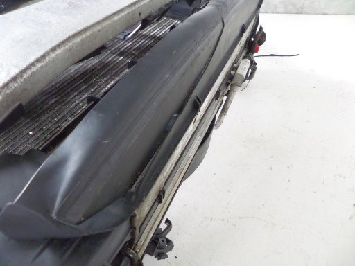 VEZNI LIM PREDNJA STRANA MERCEDES CLK W209 02-