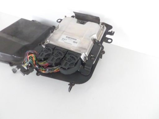 KOMPJUTER MODUL MOTORA VOLVO S40 V40 00- 1.9D