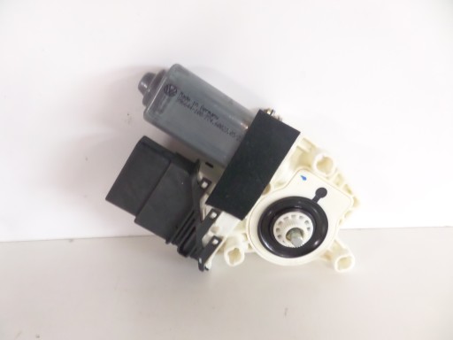 MOTOR VRATA ZADNJI DESNA STRANA SEAT ALTEA TOLEDO III 04