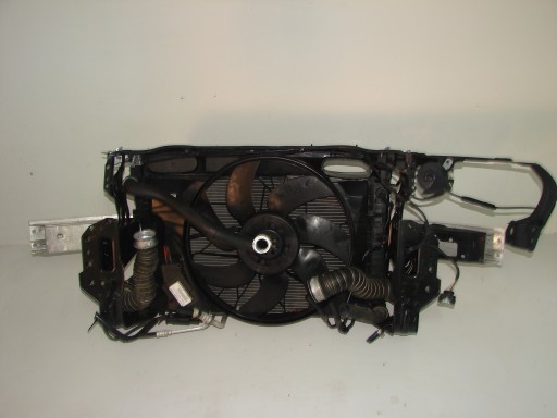 VEZNI LIM PREDNJA STRANA MERCEDES CLK W209 02-10
