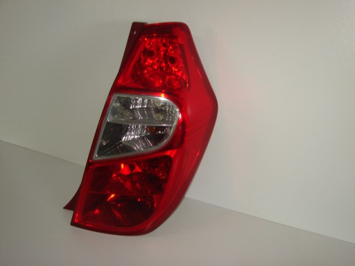 LAMPA FAR ZADNJA  ZADNJI DESNA STRANA HYUNDAI I10 I-10 REDIZAJN 11-13