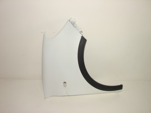 BLATOBRAN PREDNJA STRANA DESNA SMART FORFOUR 14-17