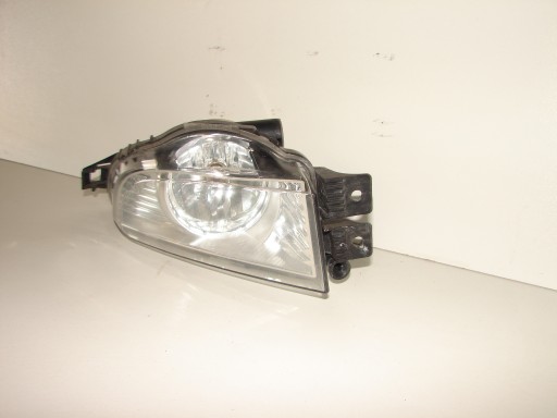 MAGLENKA DESNA STRANA LAMPA FAR OPEL INSIGNIA 08-13 MAGLENKA DESNA STRANA LAMPA FAR OPEL INSIGNIA 08-13