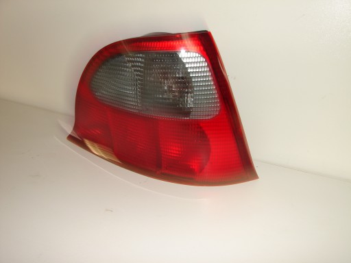 LAMPA FAR ZADNJA  ZADNJI DESNA STRANA ROVER 25 MG 00-05