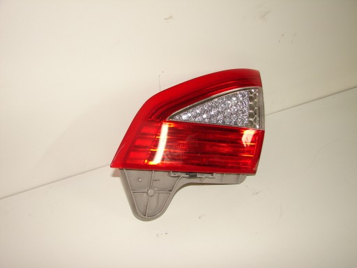 LAMPA FAR ZADNJA  ZADNJI DESNA STRANA FORD MONDEO MK4 07-10 OBIČNI / LIMUZINA