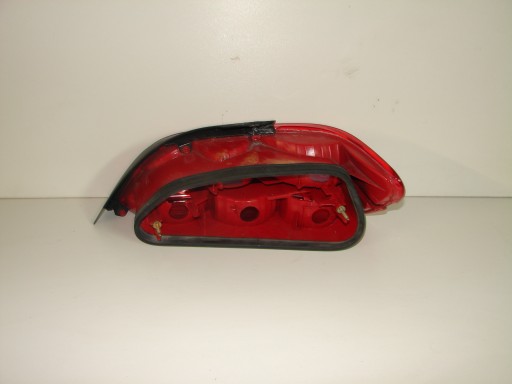 LAMPA FAR ZADNJA  ZADNJI LIJEVA STRANA PEUGEOT 406 99-04 LIMUZINA