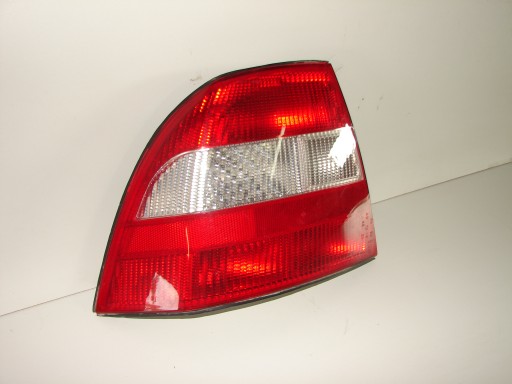 LAMPA FAR ZADNJA ZADNJI LIJEVA STRANA OPEL VECTRA B 95-99 LIMUZINA / HATCHBACK LAMPA FAR ZADNJA ZADNJI LIJEVA STRANA OPEL VECTRA B 95-99 LIMUZINA / HATCHBACK