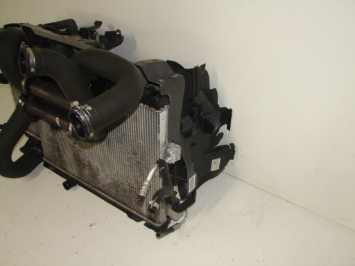 VEZNI LIM PREDNJA STRANA PEUGEOT 407 2.0HDI