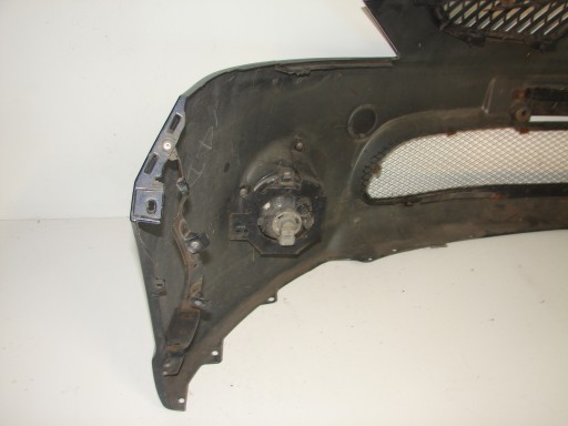 BRANIK PREDNJA STRANA MITSUBISHI GRANDIS 04-11 BRANIK PREDNJA STRANA MITSUBISHI GRANDIS 04-11