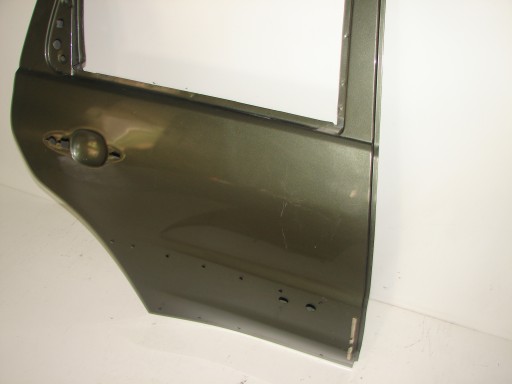 VRATA ZADNJA ZADNJI DESNA MAZDA TRIBUTE 01-07