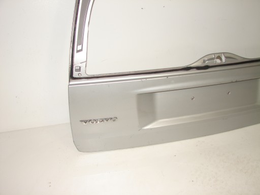 GEPEK ZADNJA  GEPEKA VOLVO V70 00-07