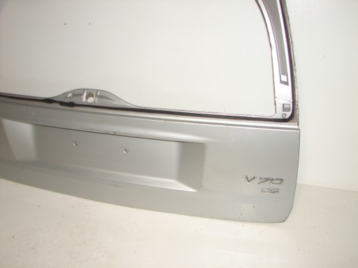 GEPEK ZADNJA  GEPEKA VOLVO V70 00-07