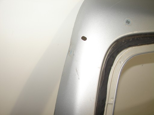 GEPEK ZADNJA  GEPEKA MAZDA 323F BJ 98-03