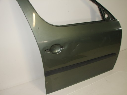 VRATA PREDNJA STRANA DESNA SKODA ROOMSTER 06- VRATA PREDNJA STRANA DESNA SKODA ROOMSTER 06-