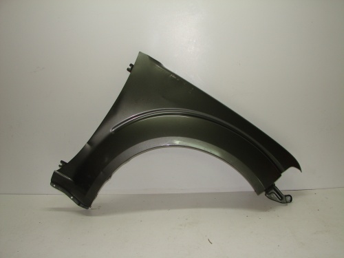 BLATOBRAN PREDNJA STRANA DESNA NISSAN NAVARA 06- D40