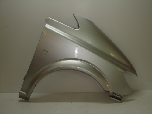 BLATOBRAN PREDNJA STRANA DESNA MERCEDES VITO VIANO 04-10