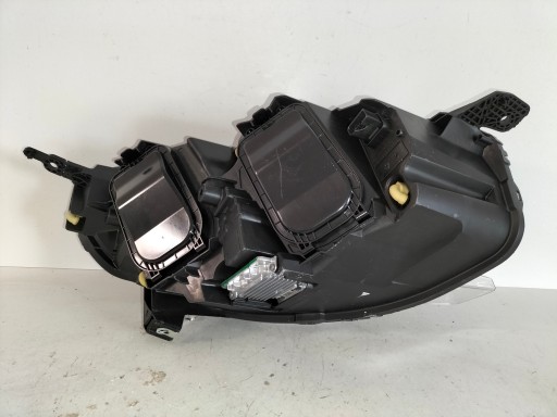 LAMPA FAR PREDNJA LIJEVA STRANA CITROEN JUMPY III 16- SAPCETOURER XENON