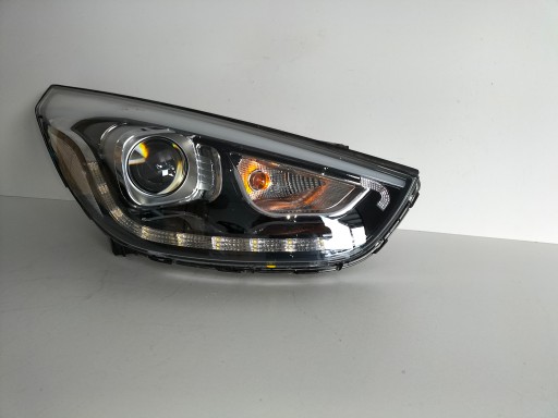 LAMPA FAR PREDNJA DESNA STRANA HYUNDAI IX35 REDIZAJN 13- XENON