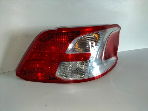 LAMPA FAR ZADNJA  ZADNJI DESNA STRANA PEUGEOT 301 13-17