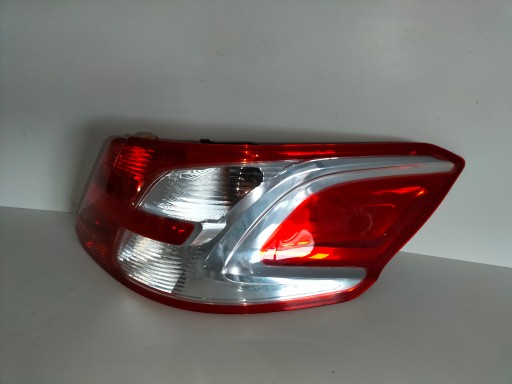 LAMPA FAR ZADNJA  ZADNJI DESNA STRANA PEUGEOT 301 13-17