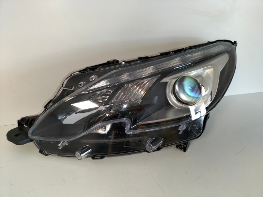LAMPA FAR PREDNJA LIJEVA STRANA PEUGEOT 2008 I REDIZAJN 16-19 LAMPA FAR PREDNJA LIJEVA STRANA PEUGEOT 2008 I REDIZAJN 16-19