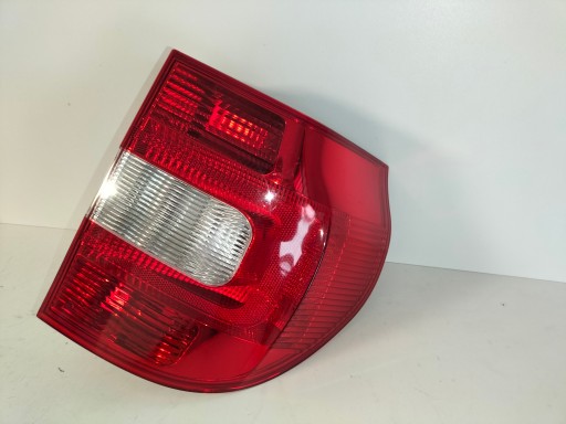 LAMPA FAR ZADNJA ZADNJI DESNA STRANA SKODA YETI 09-13 LAMPA FAR ZADNJA ZADNJI DESNA STRANA SKODA YETI 09-13