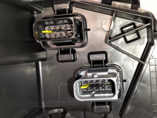 LAMPA FAR PREDNJA LIJEVA STRANA PEUGEOT 3008 II 5008 REDIZAJN 20- FULL LED