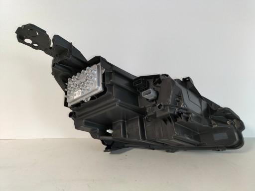 LAMPA FAR PREDNJA LIJEVA STRANA PEUGEOT 3008 II 5008 REDIZAJN 20- FULL LED