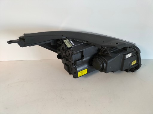 LAMPA FAR PREDNJA LIJEVA STRANA KIA SORENTO III 15-18 XENON
