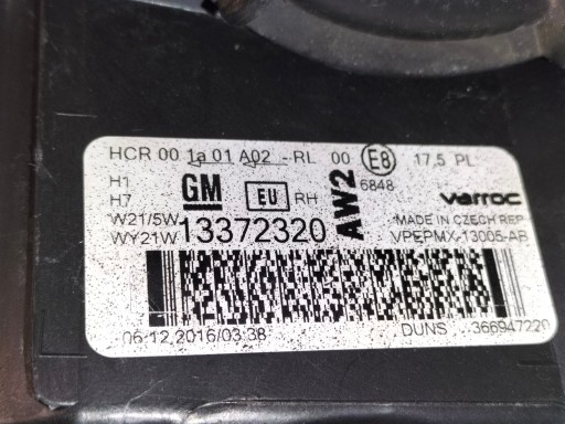 LAMPA FAR PREDNJA DESNA STRANA OPEL MERIVA B REDIZAJN 14-