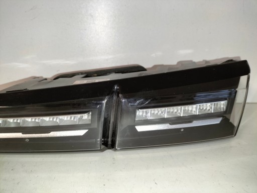 LAMPA FAR ZADNJA ZADNJI DESNA STRANA PEUGEOT 308 III T10 21- LAMPA FAR ZADNJA ZADNJI DESNA STRANA PEUGEOT 308 III T10 21-