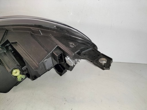 LAMPA FAR PREDNJA DESNA STRANA OPEL VIVARO C ZAFIRA D REDIZAJN 24- FULL LED LUX