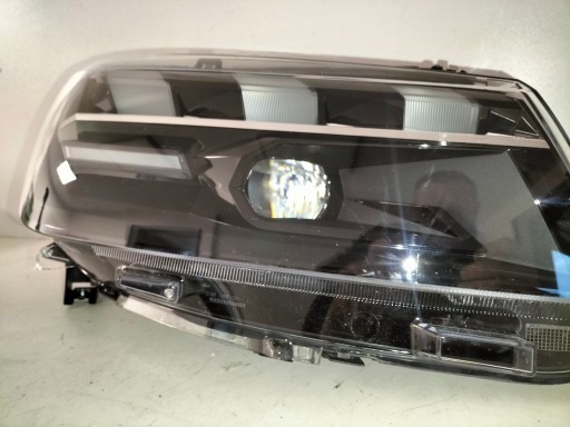 LAMPA FAR PREDNJA DESNA STRANA PEUGEOT EXPERT IV TRAVELLER 24- FULL LED