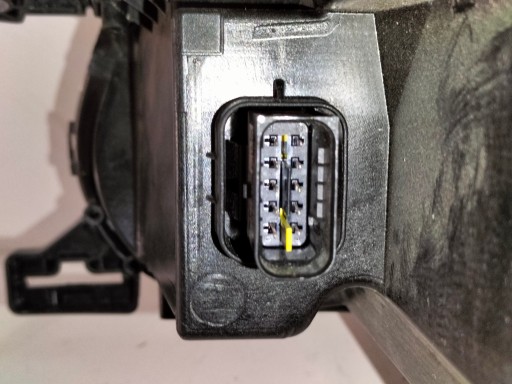 LAMPA FAR PREDNJA DESNA STRANA PEUGEOT EXPERT IV TRAVELLER 24- FULL LED