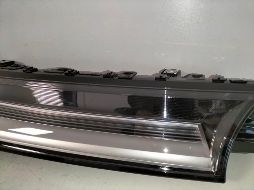 MAGLENKA LAMPA FAR LED DRL PREDNJA STRANA DESNA VW T7 MULTIVAN 21-