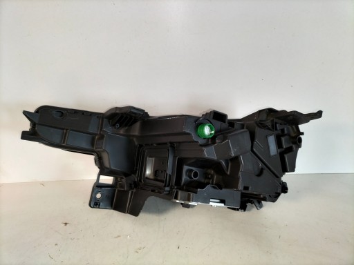 LAMPA FAR PREDNJA DESNA STRANA ALFA ROMEO MILANO JUNIOR 24- FULL LED