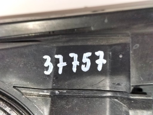 LAMPA FAR PREDNJA DESNA STRANA KIA RIO III 11-16 HATCHBACK (OBIČNI)
