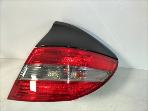 LAMPA FAR ZADNJA  ZADNJI DESNA STRANA MERCEDES CLC CL203 08-11